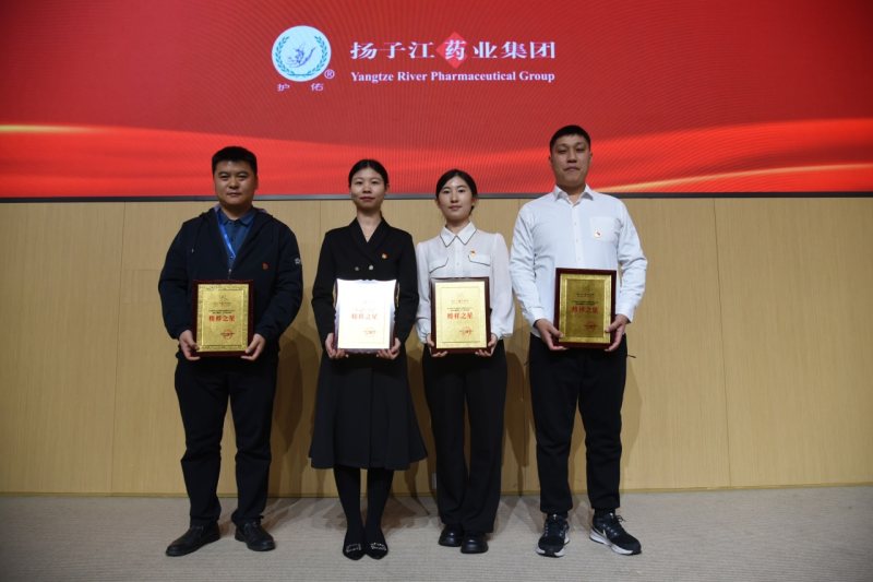 9884fb15-f57d-4470-84b3-f8bcbfbd13cb